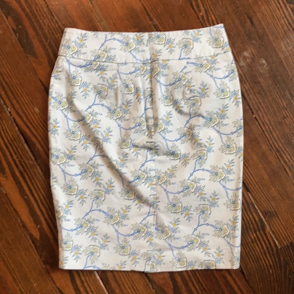 Ann Taylor Floral Multi Color Skirt 0 Petite - Picture 8 of 13